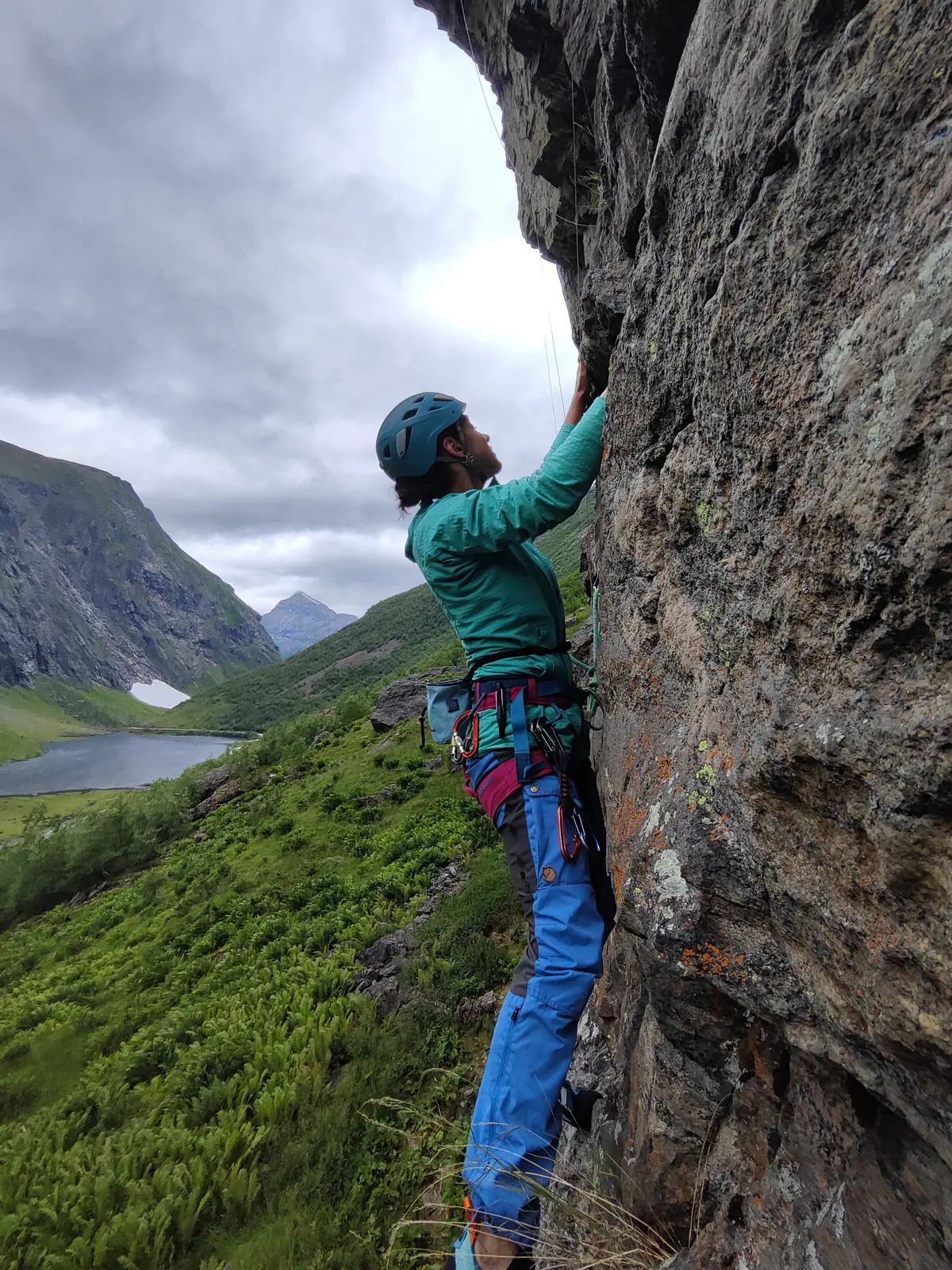 Uteklatring på klatrefelt