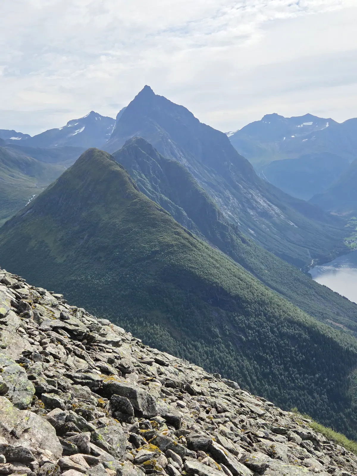 Slogen i Sunnmørsalpene